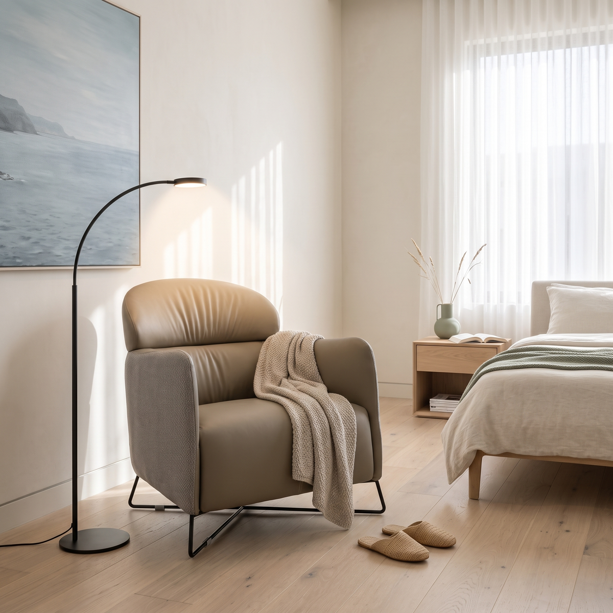 Lounge Chair #EC-406, second room view