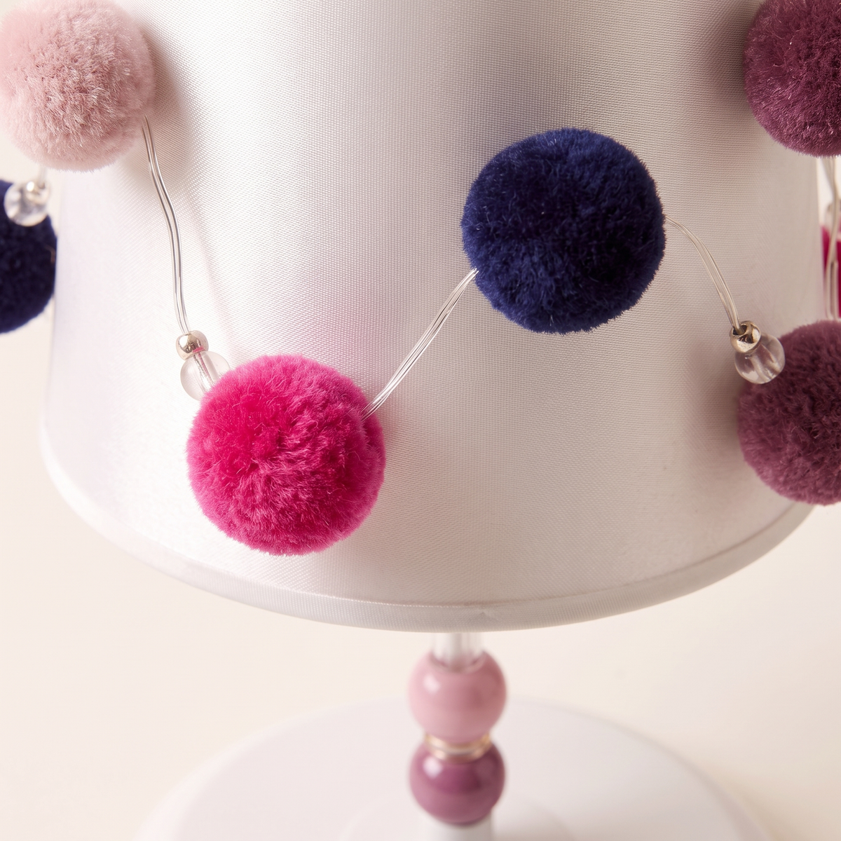 Daisy Table Lamp #AYD-007, material detail