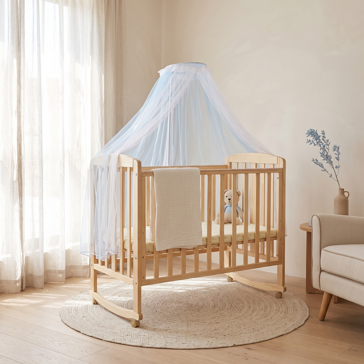 Foldable Baby Crib #9882Y in a Muscat home