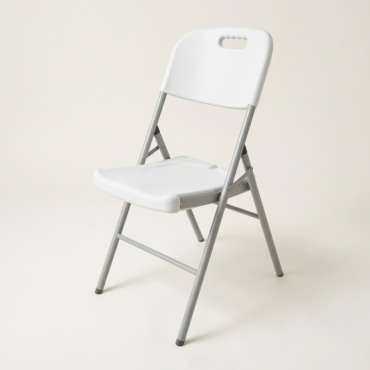 HP-53D White Folding Garden Chair, studio view