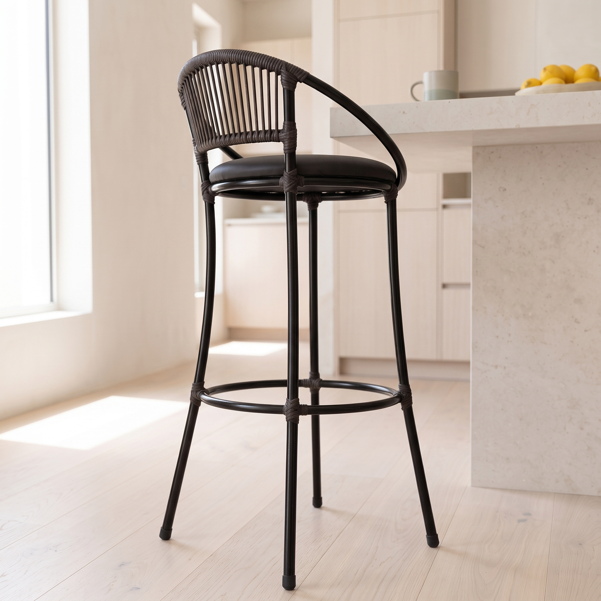 Famais Havai High Stool, close view