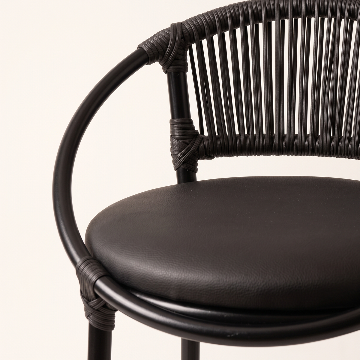 Famais Havai High Stool, material detail