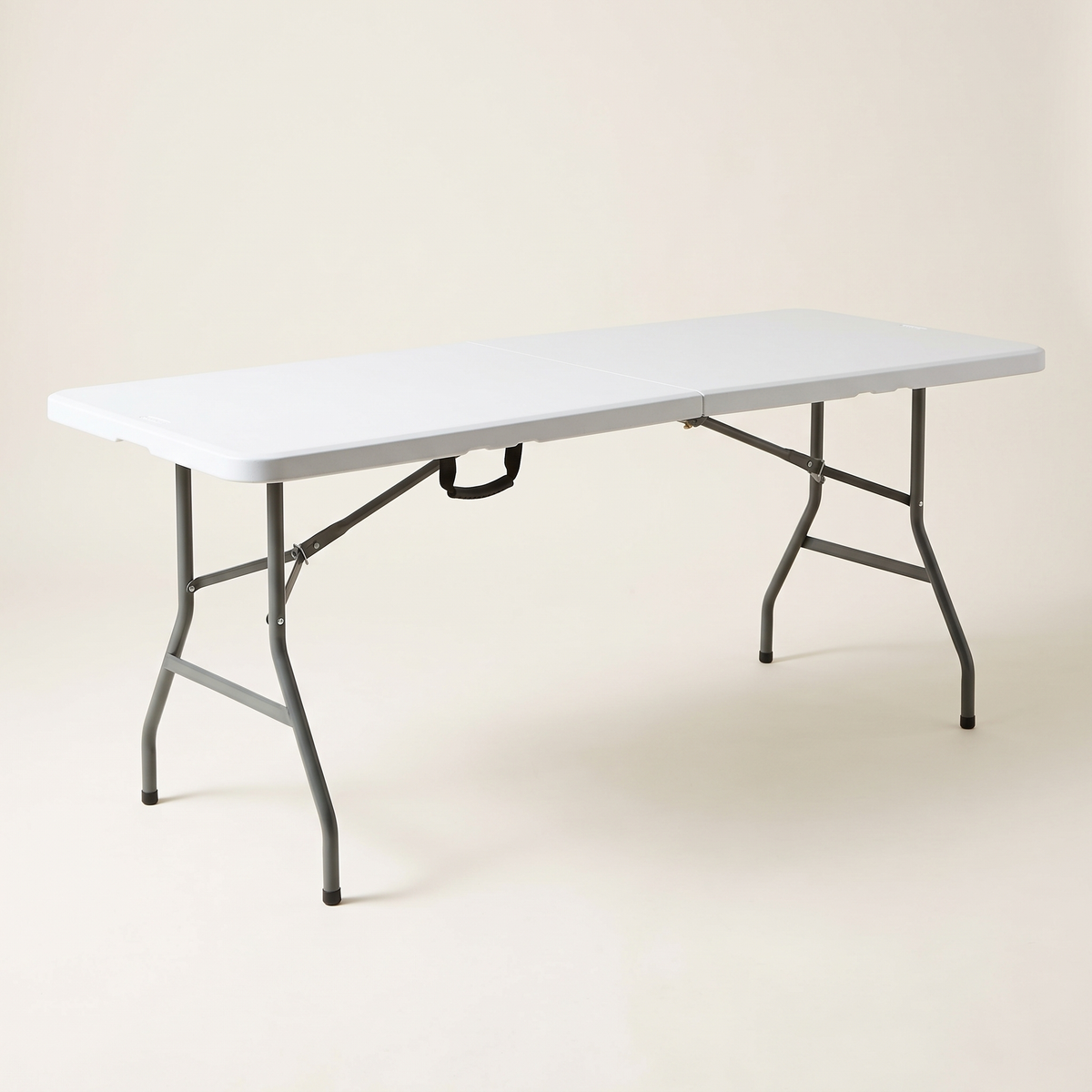 Plastic Garden Folding Table #HP-180CZ, studio view