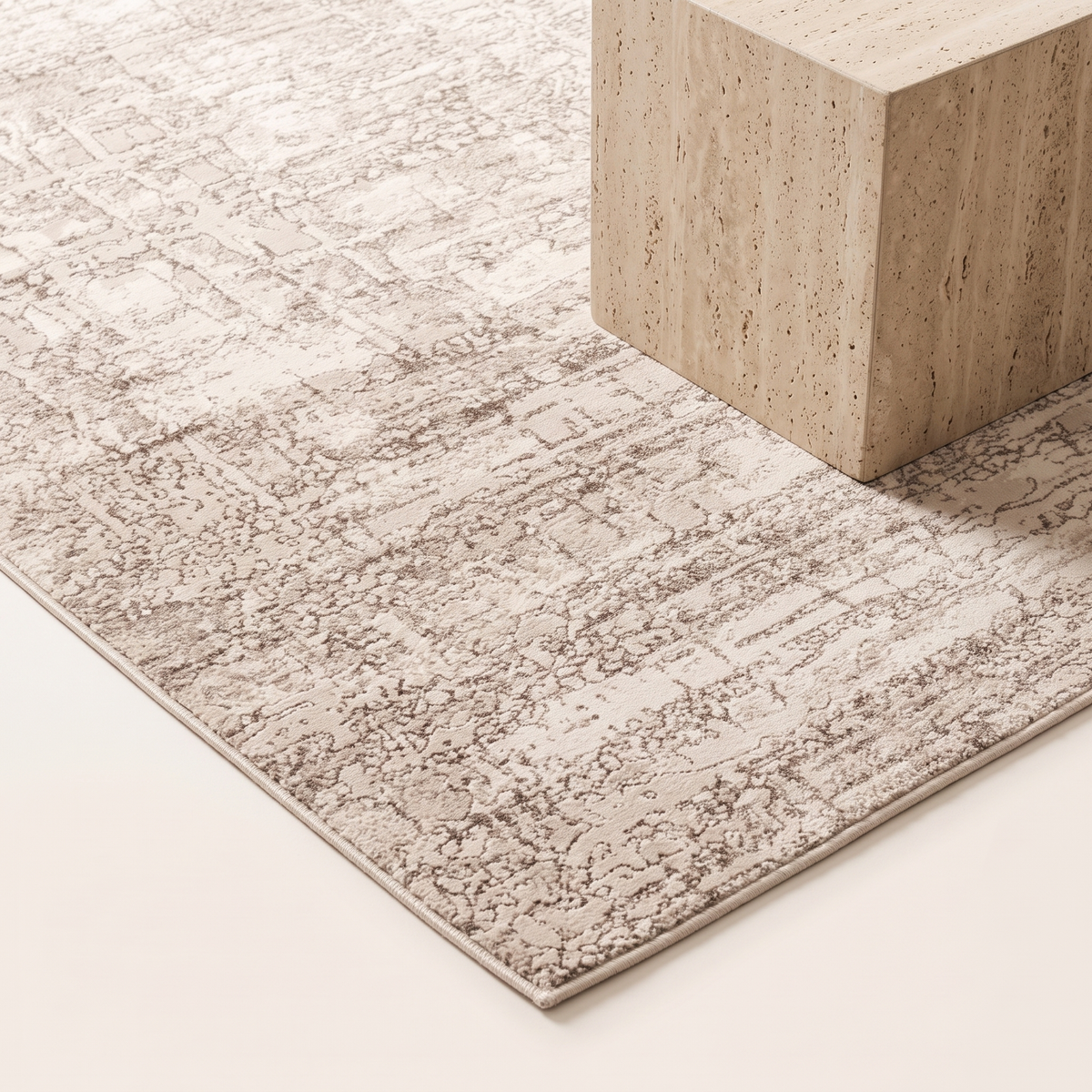 320x420 Ledex Rug #35002J, styled detail