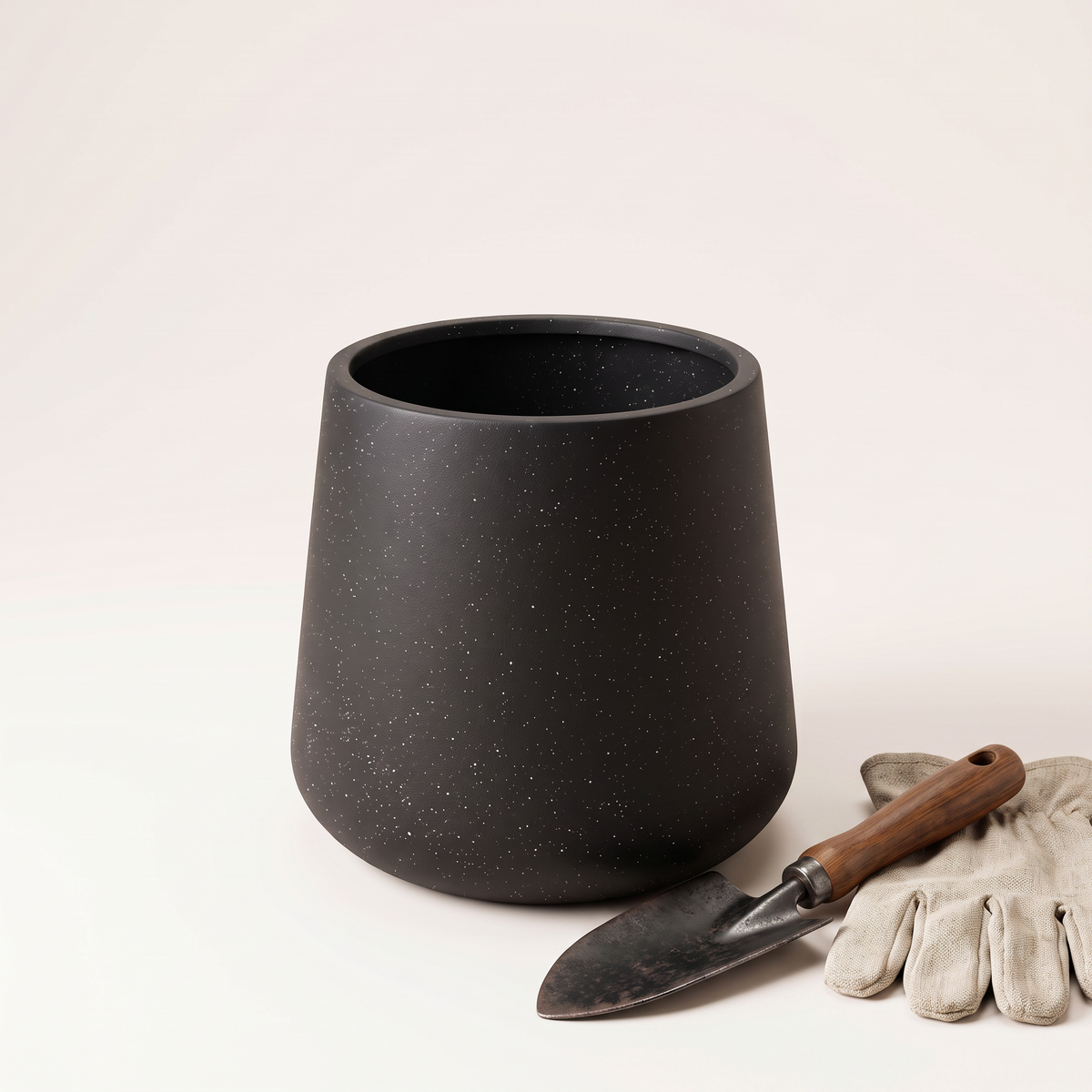 20x25cm Black Fiberclay Planter #KD-003, styled detail