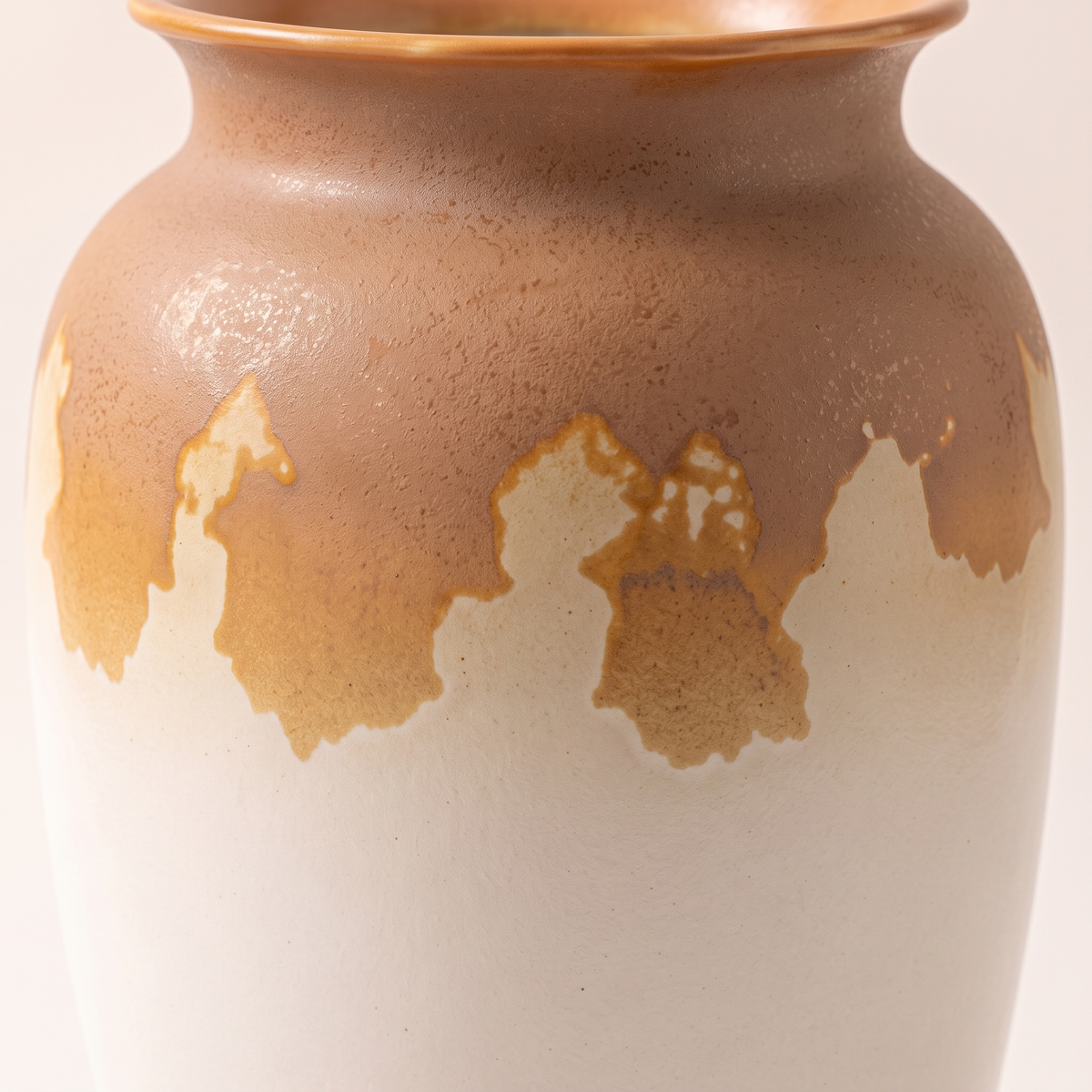 Decorative Porcelain Vase #SLD041-L, material detail