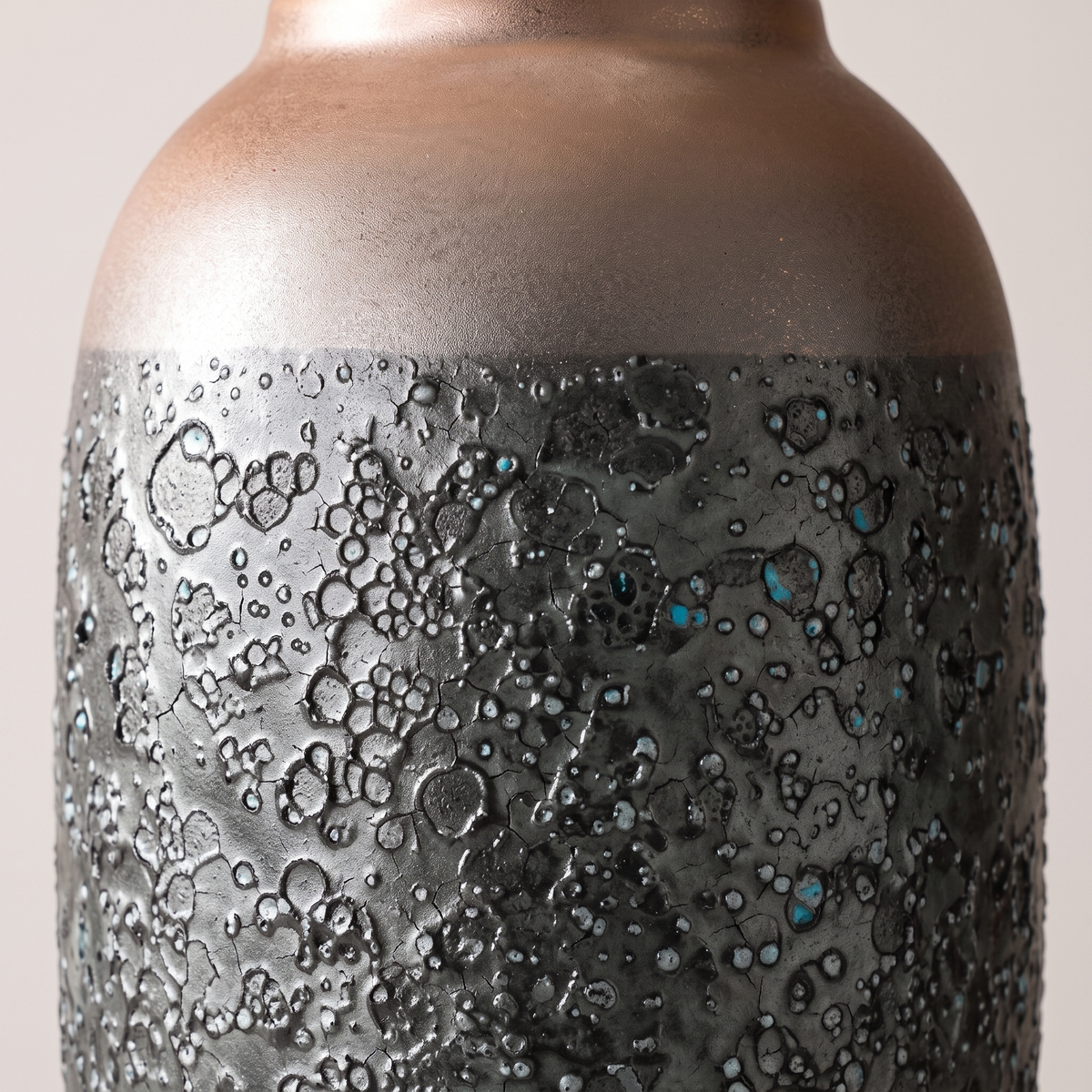 Decorative Porcelain Vase #SLD021-L, material detail