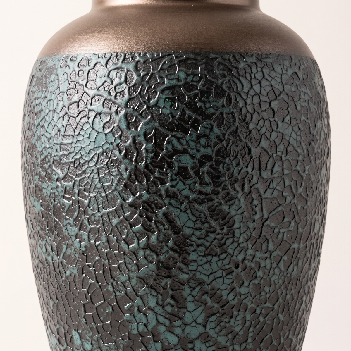 Decorative Porcelain Vase #SLD021-M, material detail