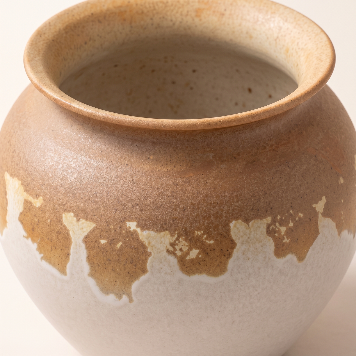 Decorative Porcelain Vase #SLD041-S, material detail