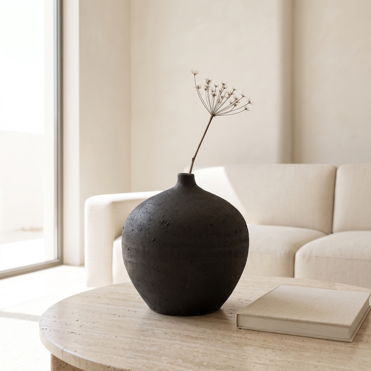 Decorative Porcelain Vase #SLD229-L in a Muscat home