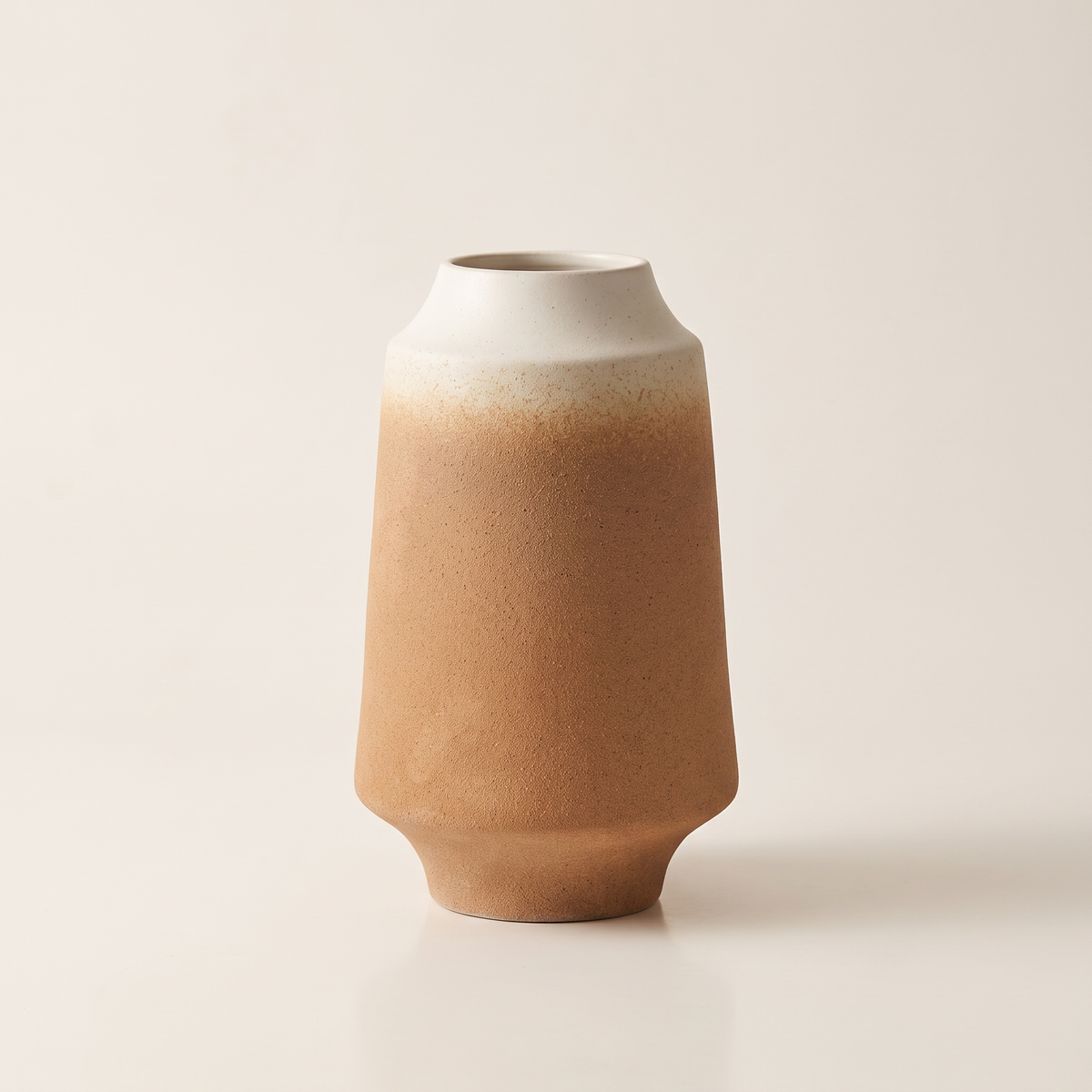 Decorative Porcelain Vase #SLD050-M, studio view