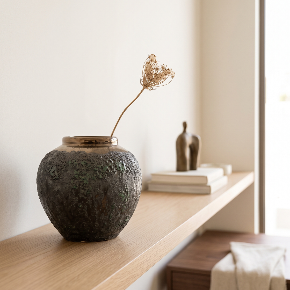 Decorative Porcelain Vase #SLD064-S, second room view