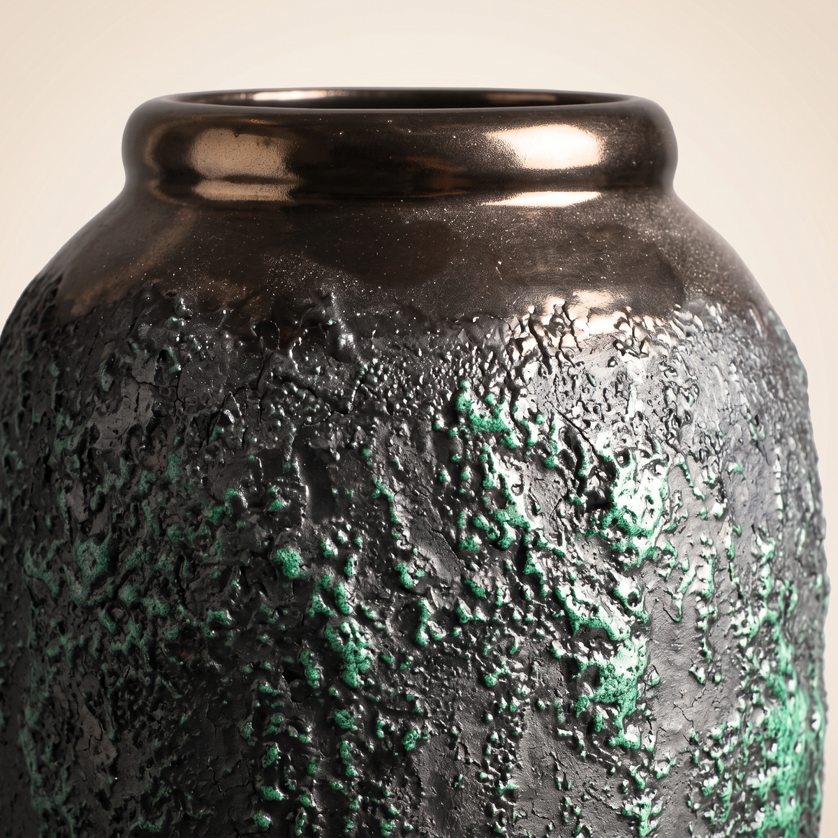 Decorative Porcelain Vase #SLD064-L, material detail