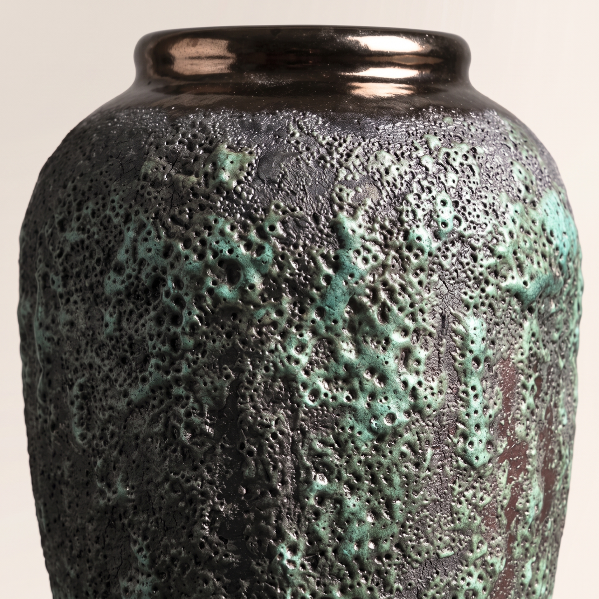 Decorative Porcelain Vase #SLD064-M, material detail
