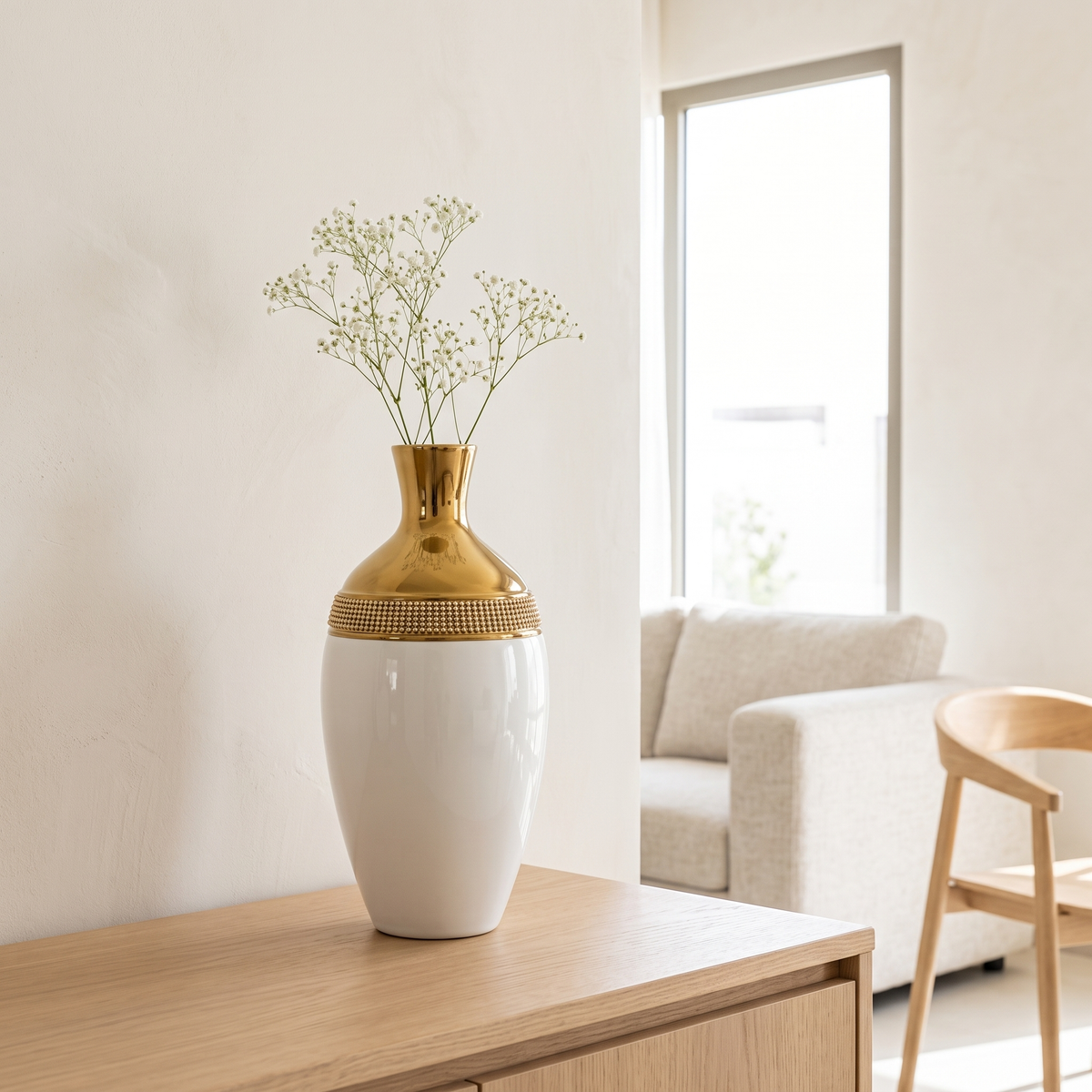 Luxury Gold & White Decorative Vase in a Muscat home