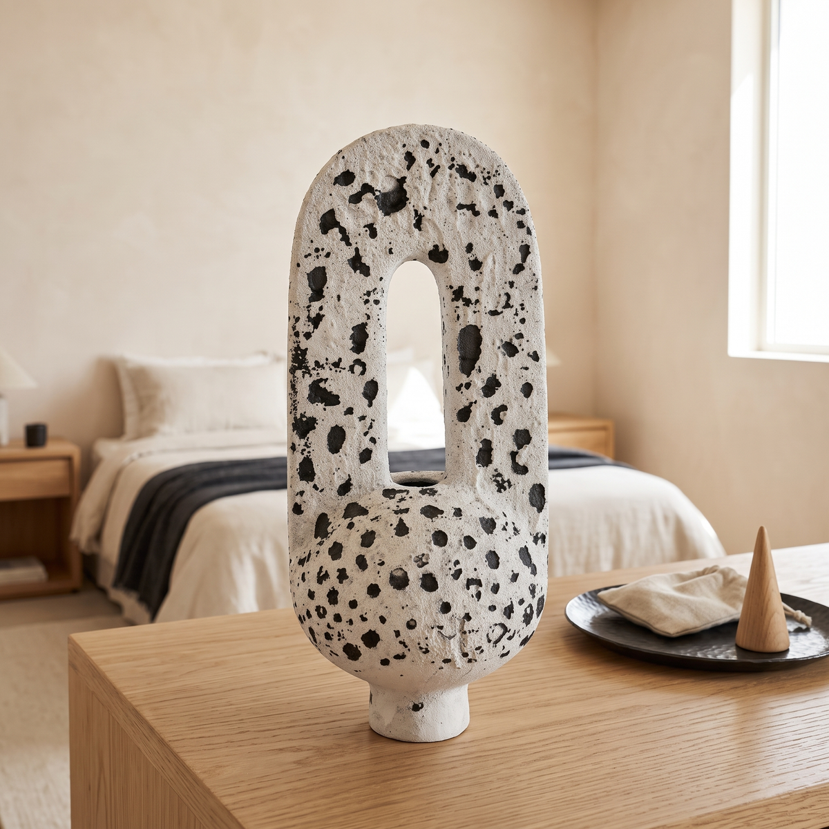 Lunar Large Lava Bottle, second room view