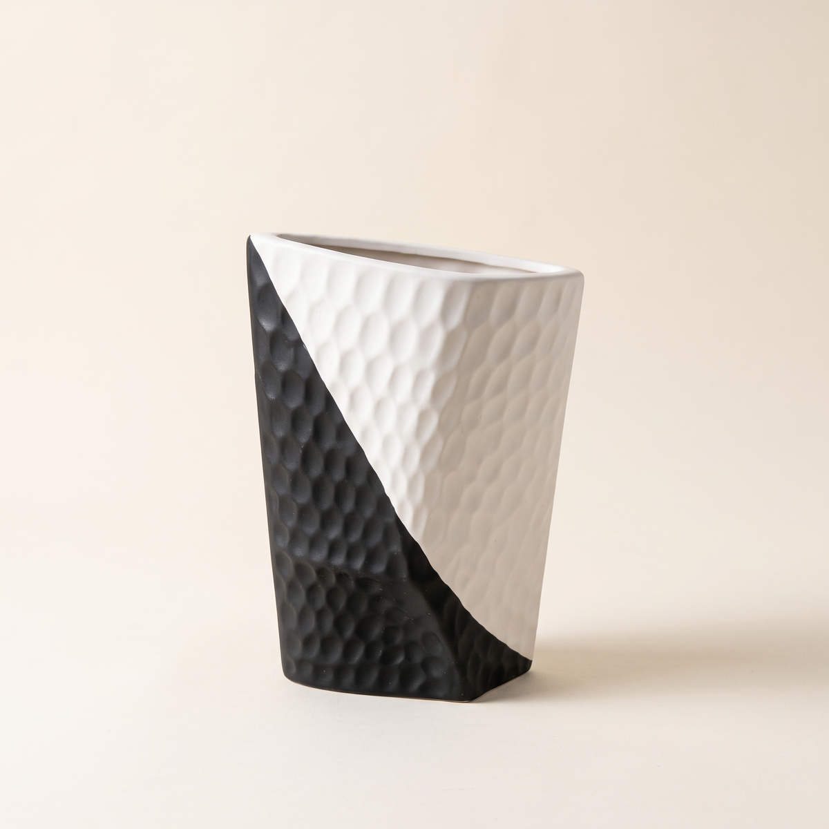 Decorative Vase #FD-D23, studio view