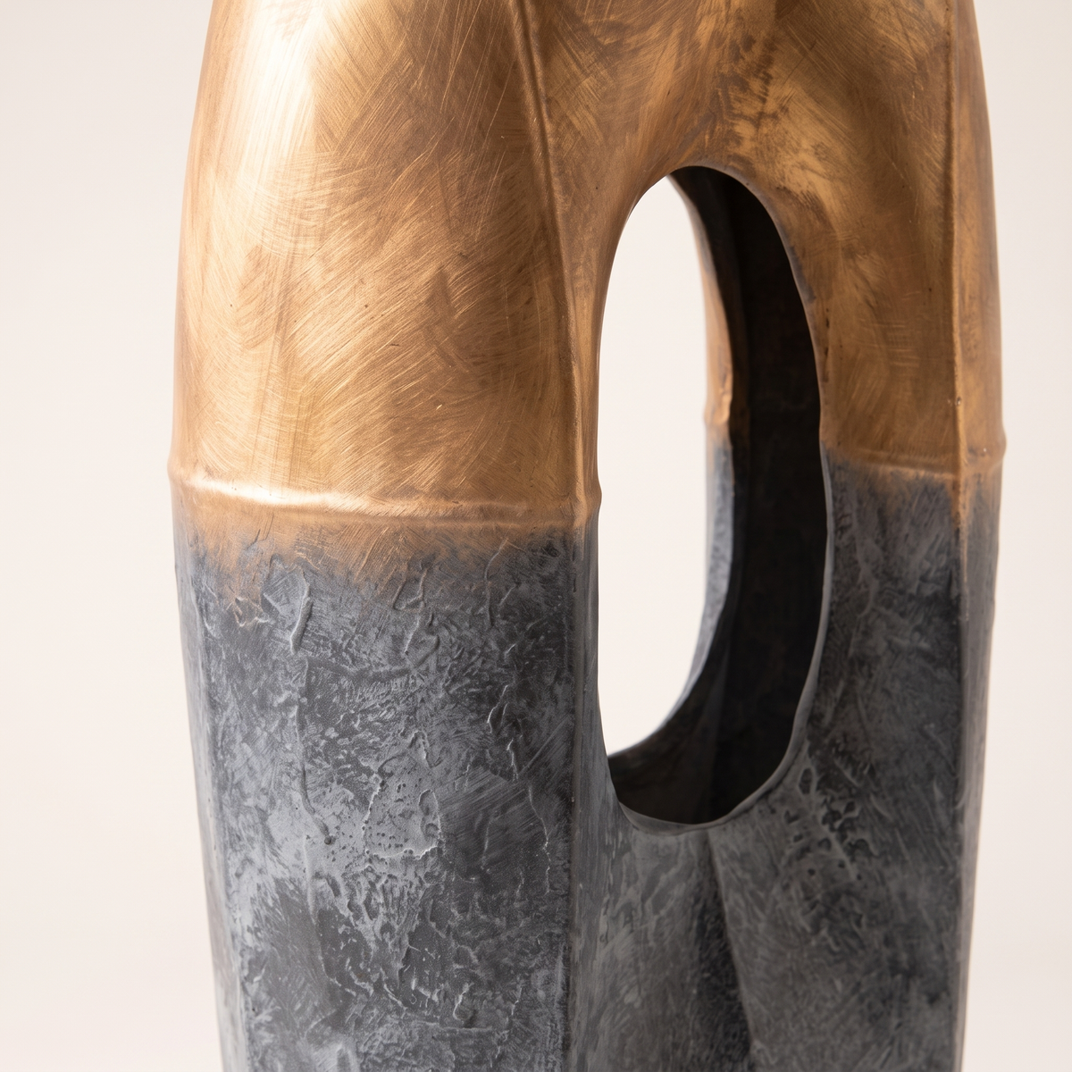 Decorative Vase #CF3076-1, material detail