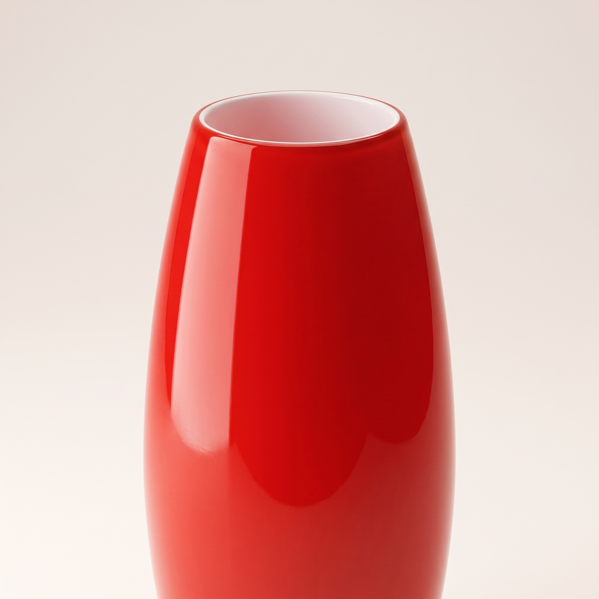 Red Decorative Vase, material detail