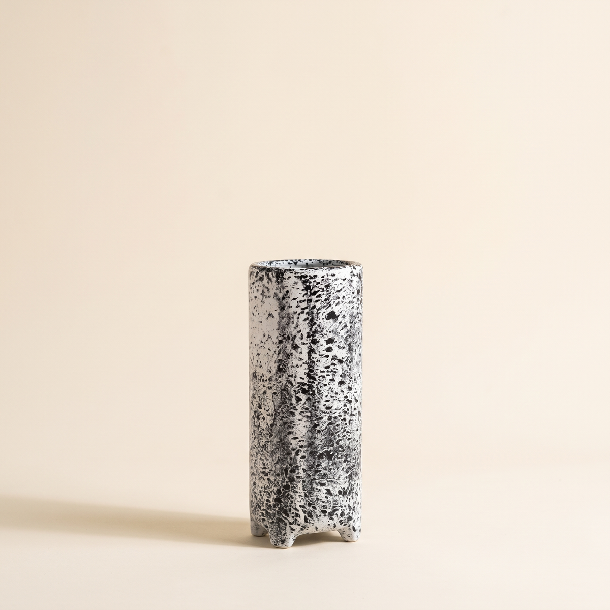 Tiger Pattern Large Vase, studio view