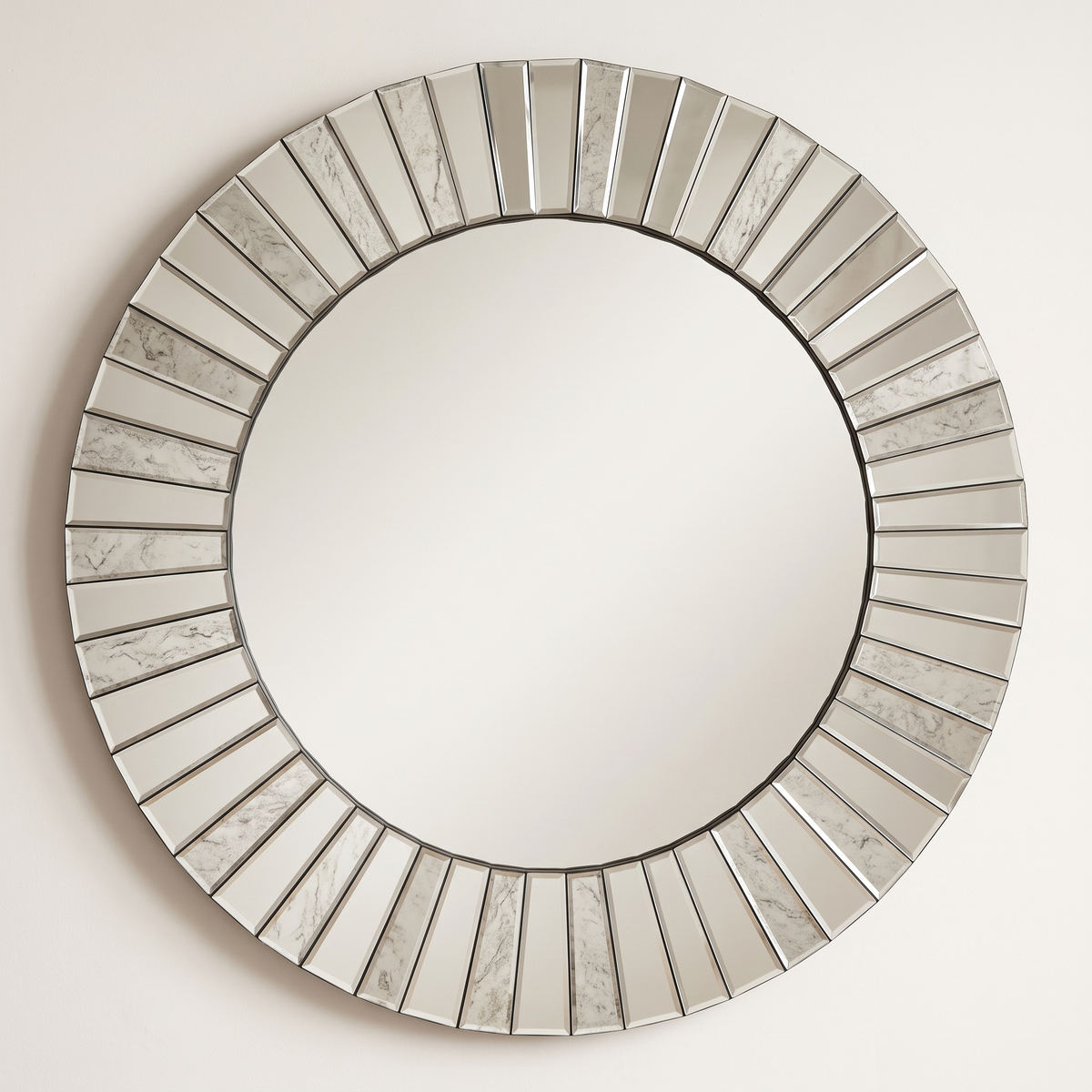Wall Mirror #AS09, studio view