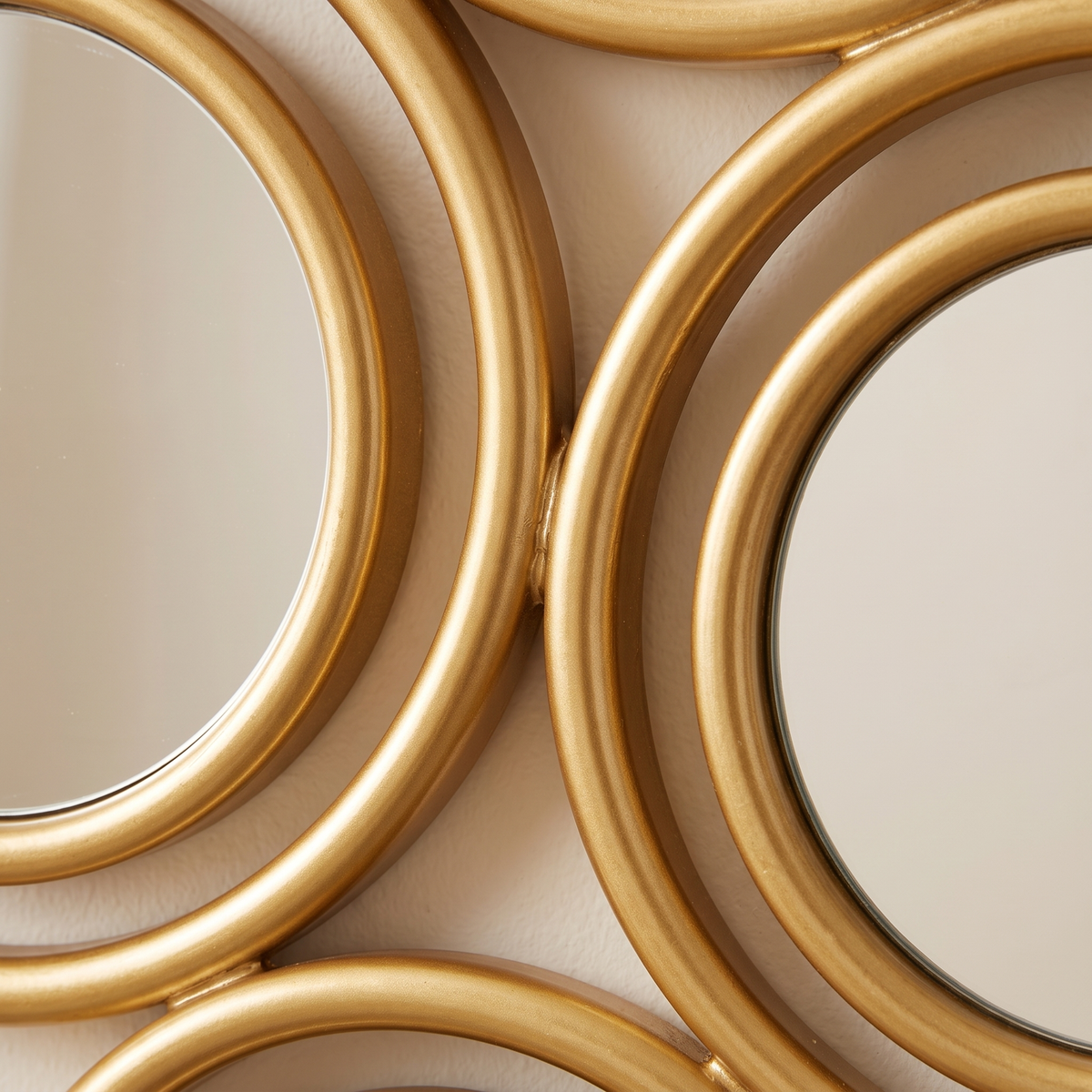 Wall Mirror #17RG132, material detail