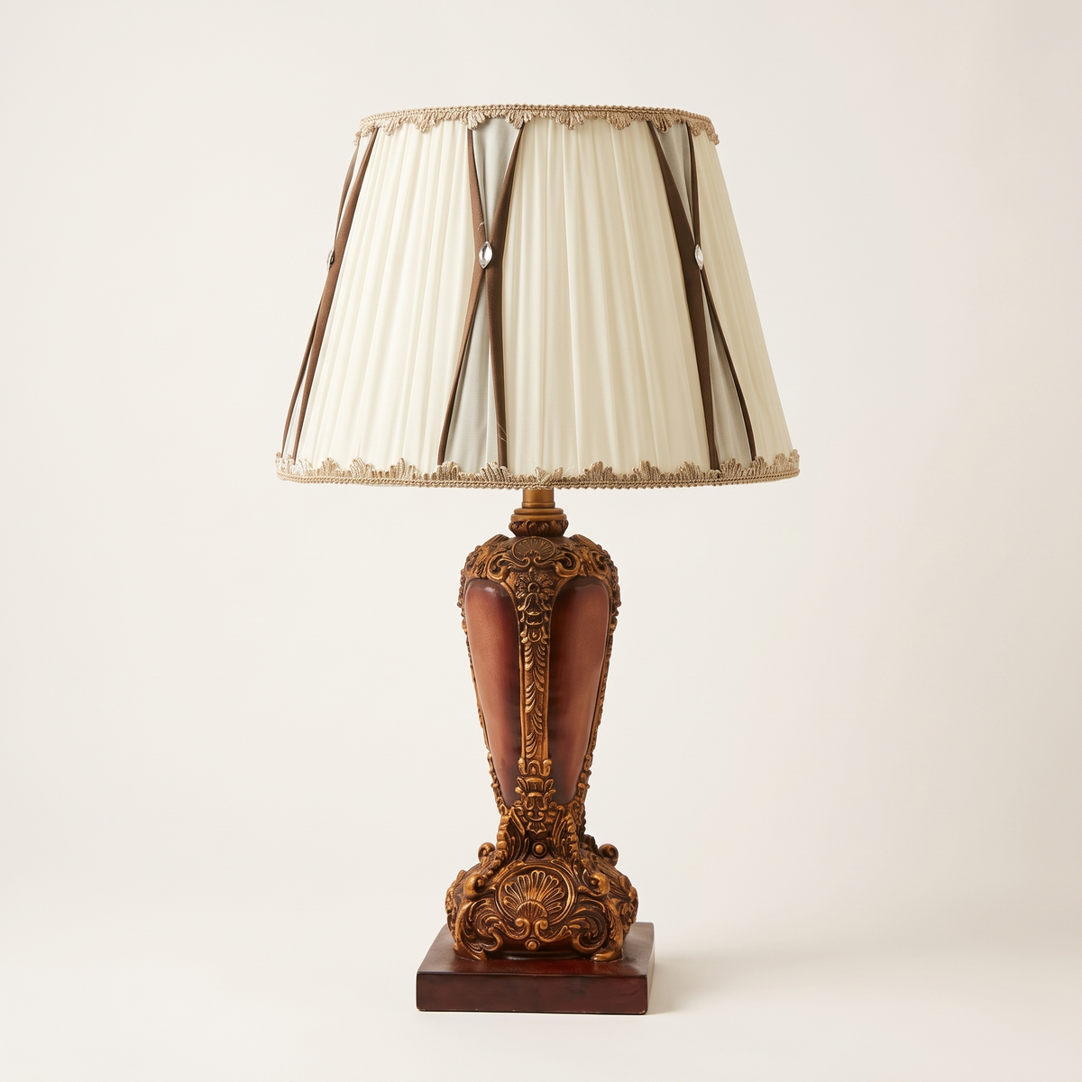 Table Lamp #TL 1632-1S, studio view