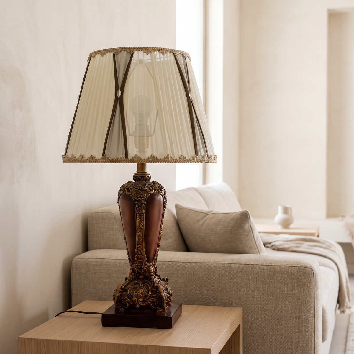 Table Lamp #TL 1632-1S, second room view
