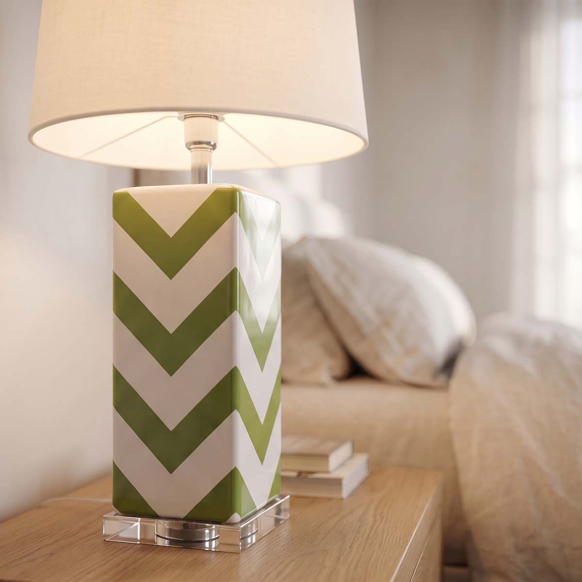Green & White Table Lamp #TL0385, close view
