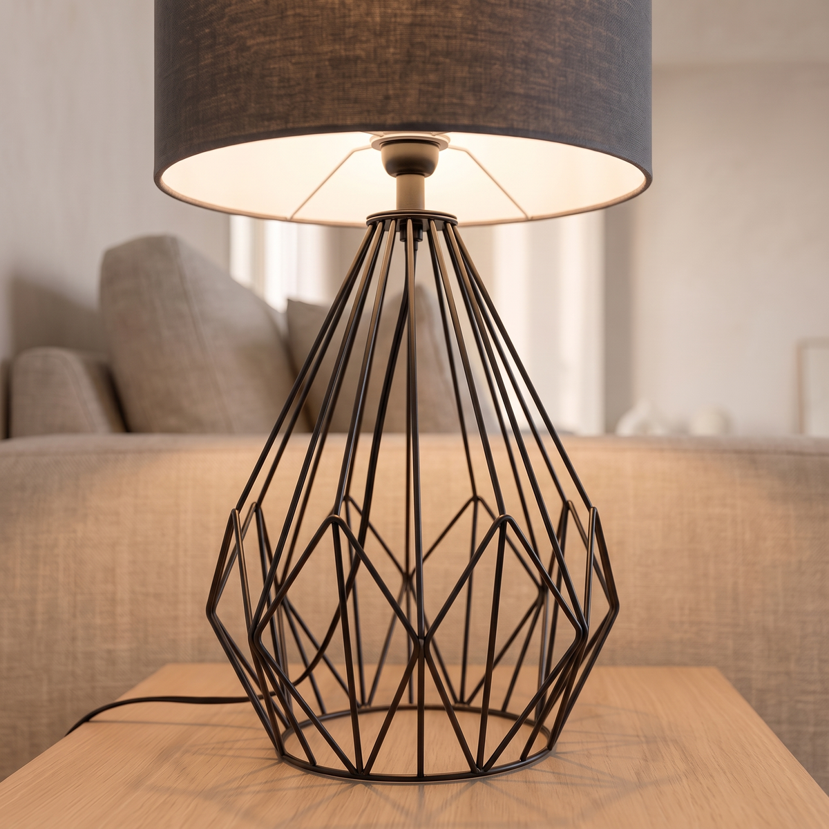 Geometric Open Frame Table Lamp #ML722605-1, close view