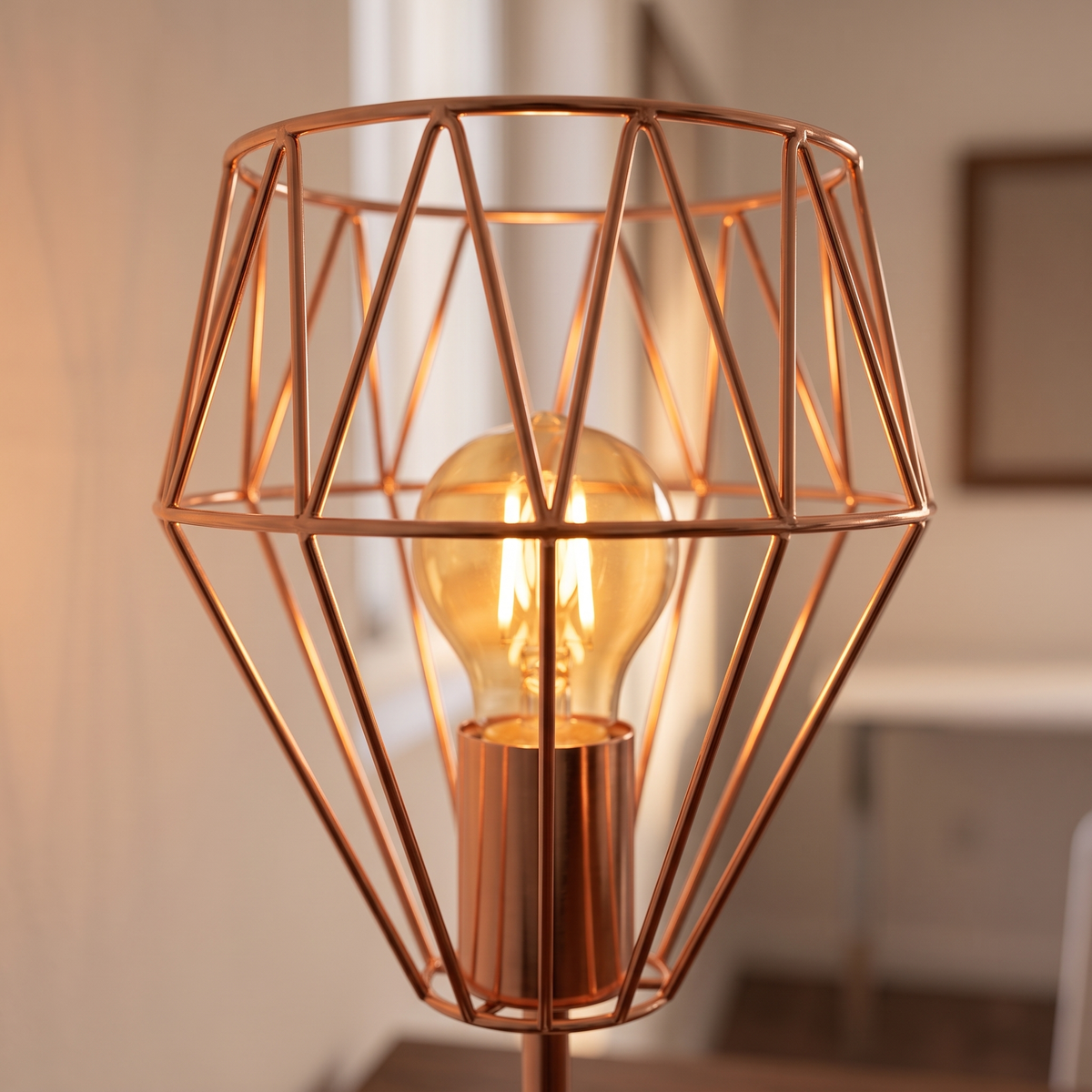Diamond Wireframe Table Lamp #ML174015-TO, close view