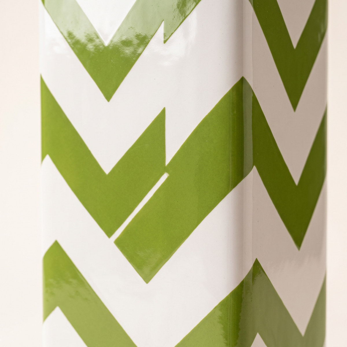 Green & White Table Lamp #TL0385, material detail