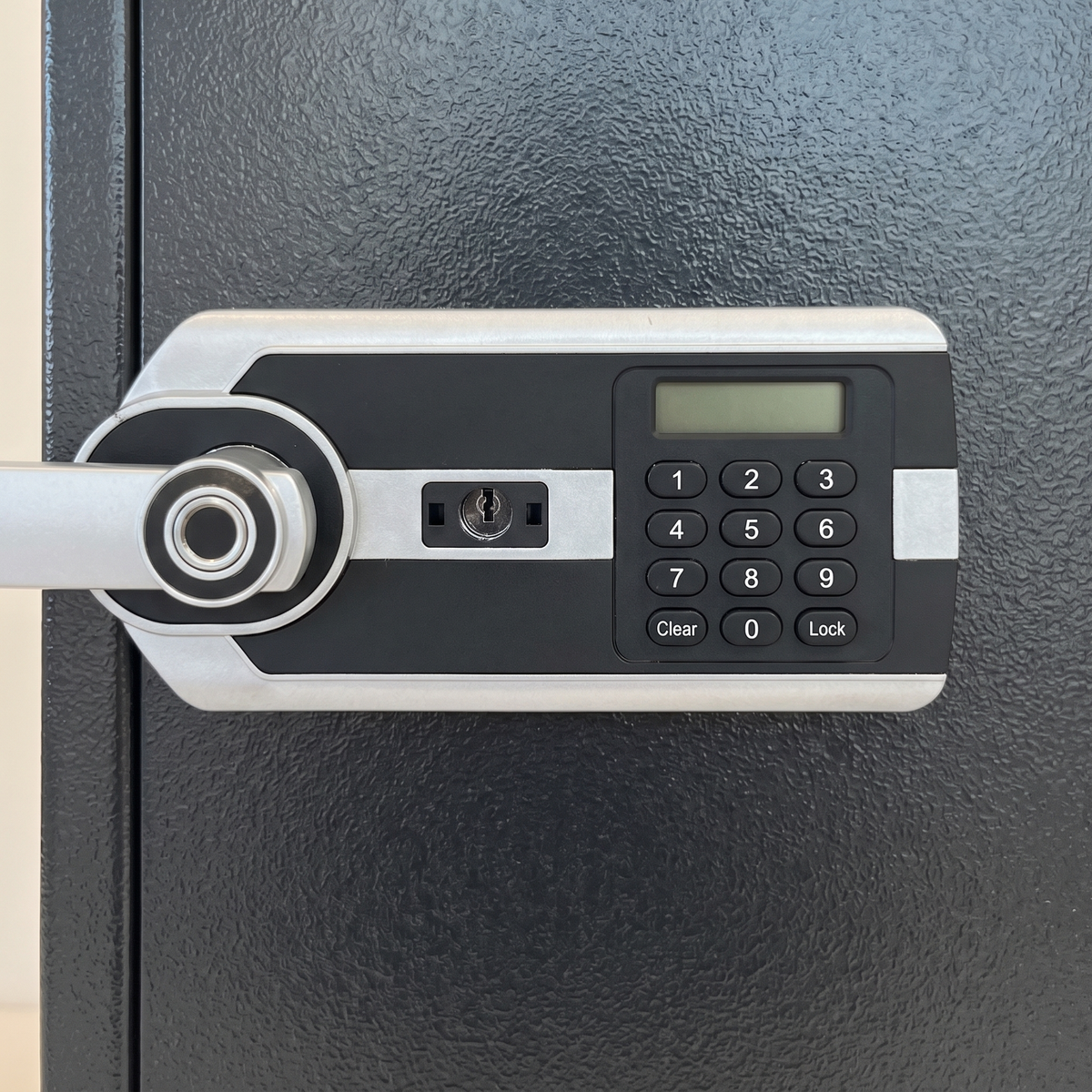 ExecutiveSafe Security Safe #ES060, lever handle and keypad detail